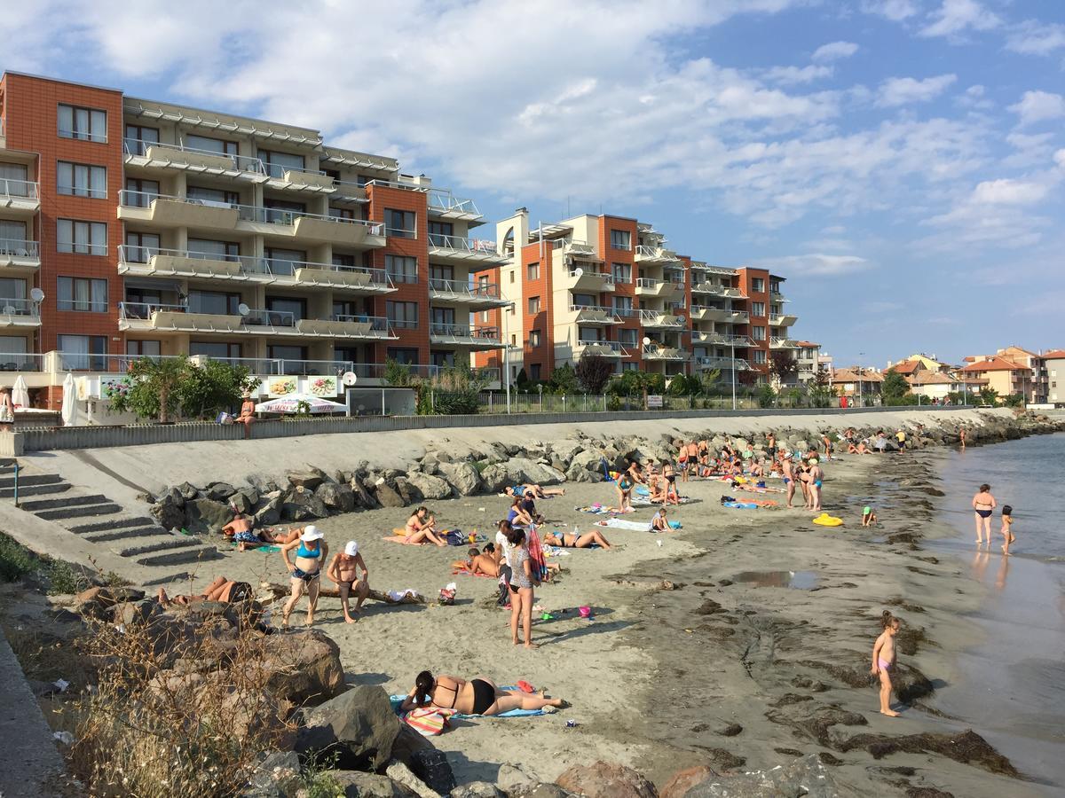 Apartments Helios Pomorie Exterior photo